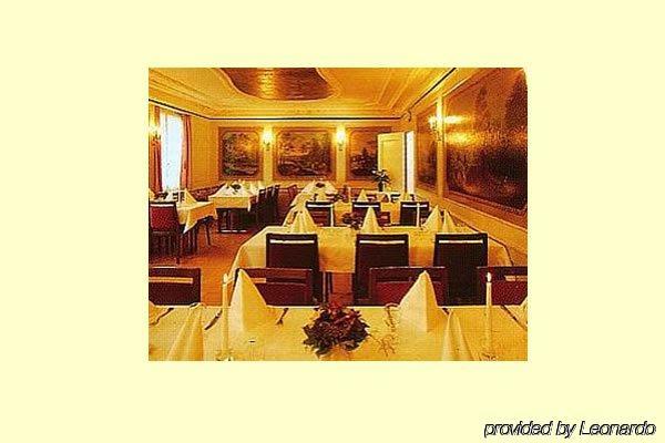 Hotel Restaurant Zum Goldenen Kopf Bülach Restaurante foto